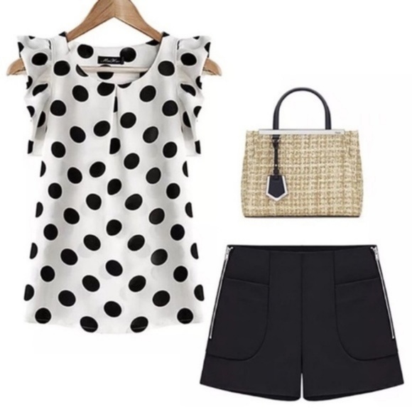 Unbranded | Polka dot blouse with ruffled sleeves - Picture 5 of 10